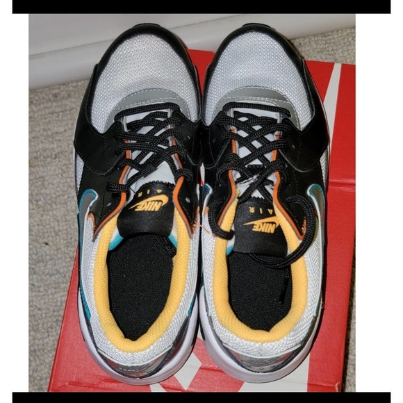 Nike Air Max Excee D2N (GS) - 5.5Y - Picture 2 of 7